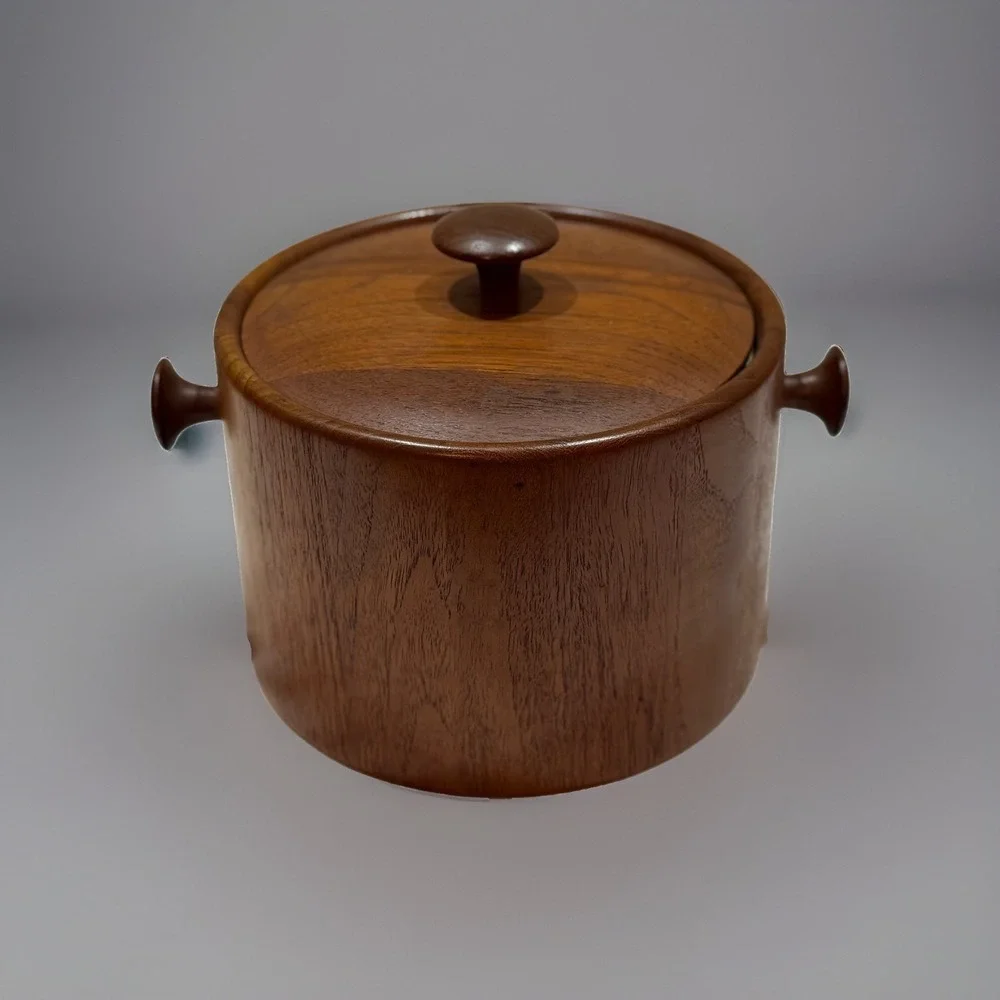 Vintage Teak Wood Ice Bucket, Danish w/plastic Insert Bucket And Foam Lining.
